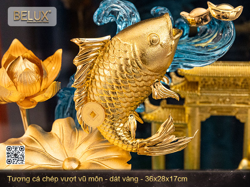 Tượng cá chép vượt vũ môn dát vàng 24k cao 36cm&nbsp;